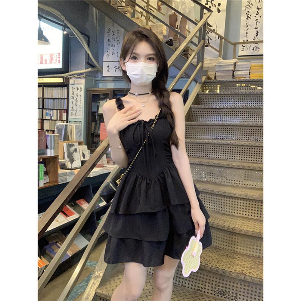 

Черное платье на подтяжках детское летнее новое с оборками, лиственным узором, темпераментное, многослойное, пушистое маленькое черное платье XL- (recommended 110-60kg)