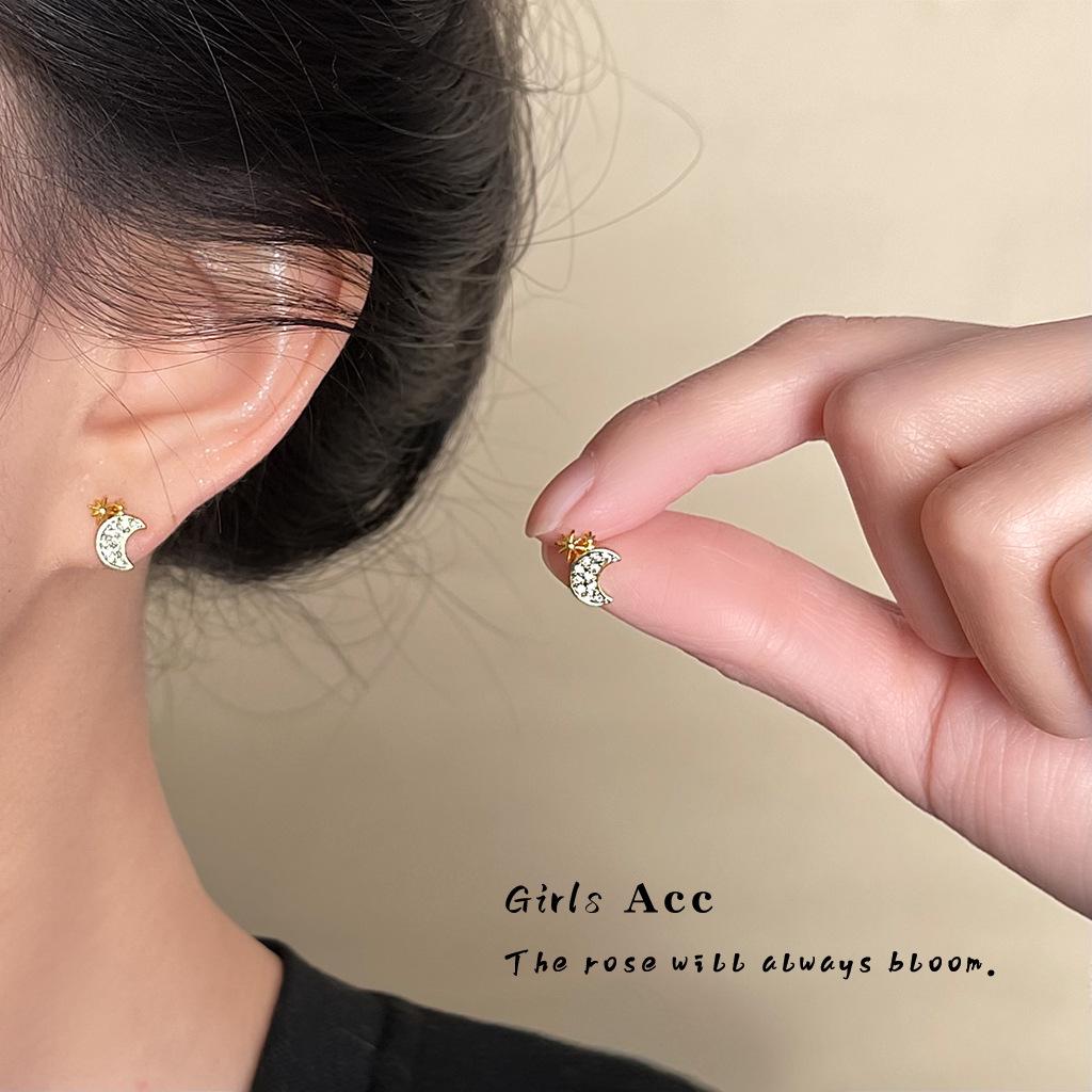 Elegant Moon Star Zircon Stud Earrings - Chic & Lightweight Sleep-Friendly Design