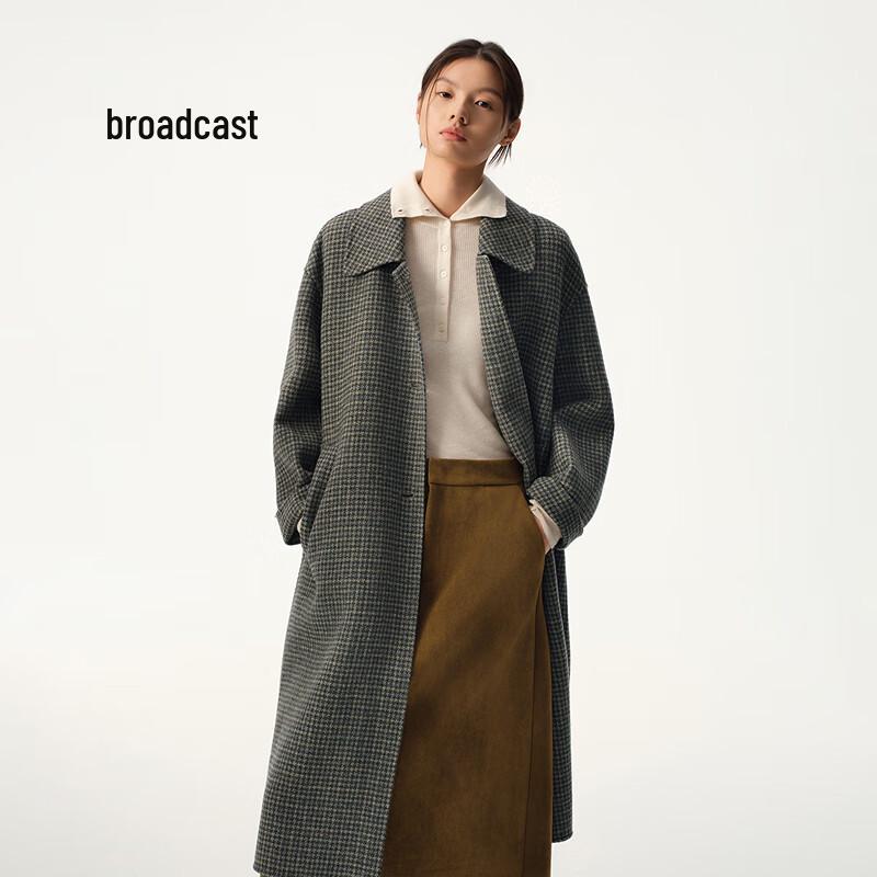 Broadcast Women's Plaid Wool Toggle Button Coat