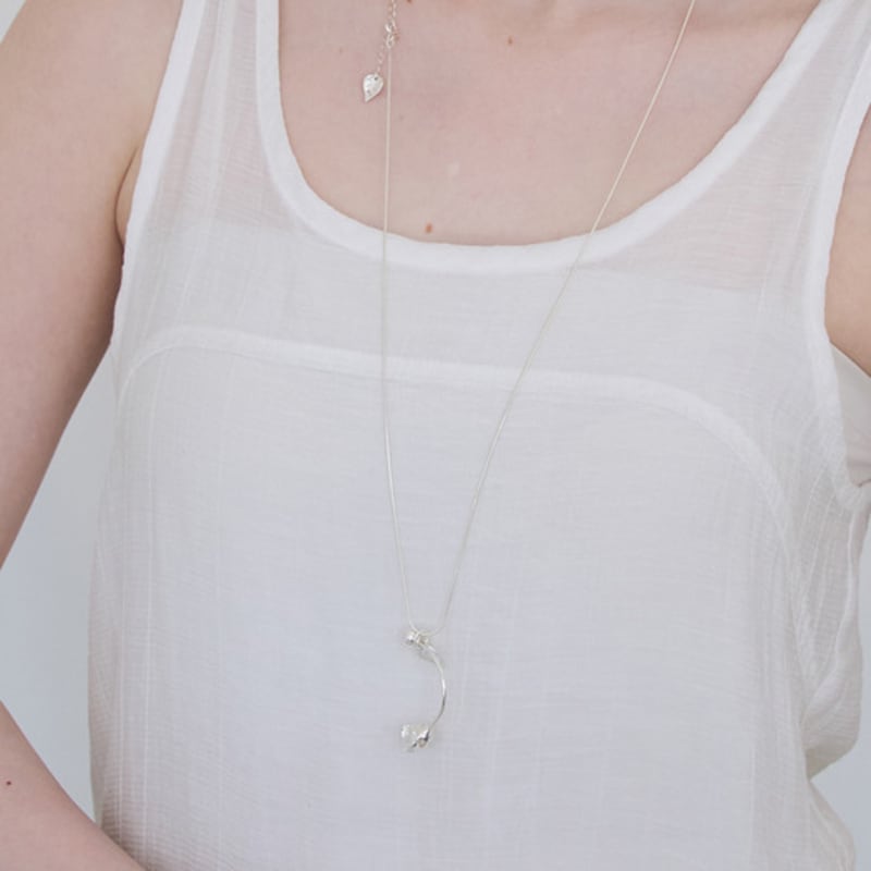 STILL INSTANT Rose with Dew - Necklace 03