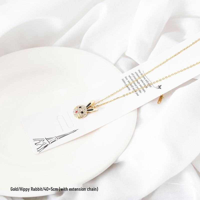 Women's Versatile Titanium Steel Cross Clavicle Necklace - Light Luxury Alloy Pendant