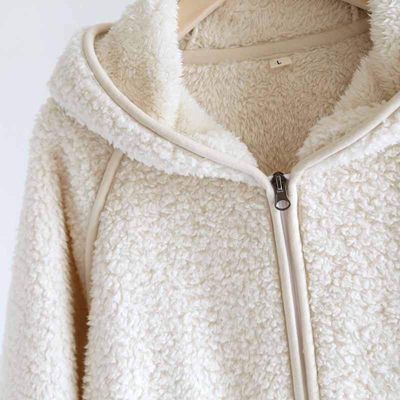 Cozy Autumn/Winter Coral Fleece Pajamas for Couples – Thick, Warm Lamb Fleece Homewear Set Suitable for Outdoors
