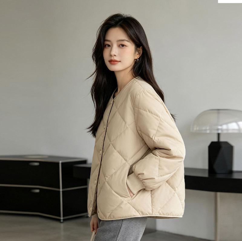 Pinghu down jacket women's short light rhombus pattern women's duck down Jiaxing winter