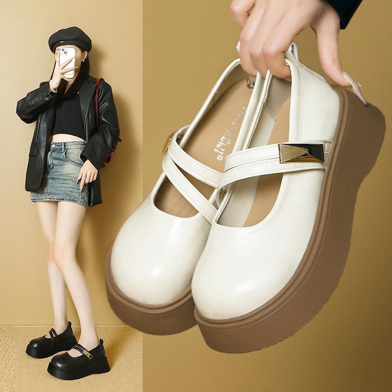 Mary Jane shoes women's autumn new shallow mouth one-word buckle belt platform middle heel British style small leather shoes women