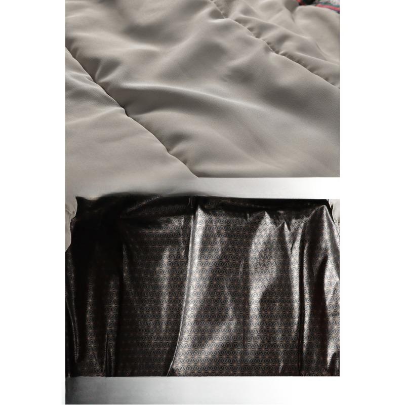 A New Solid-color Casual Windproof, Waterproof and Warm Winter Sweatshirt for Outdoor Hooded Men