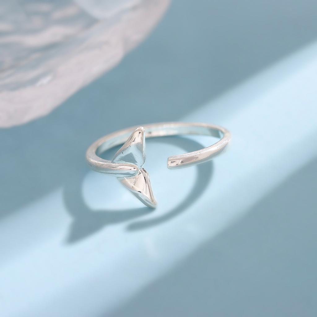Creative Fashion Personality Animal 925 Sterling Silver Jewelry Sweet Lovely Fish Tail Women Exquisite Opening Rings R117