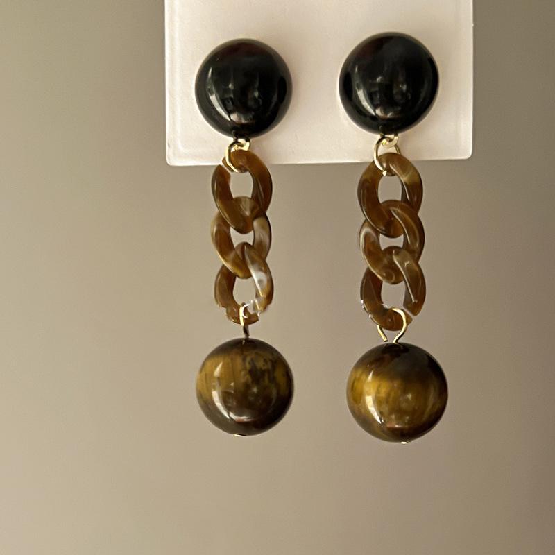 Maillard style retro tiger's eye stone round earrings women's autumn and winter high-end stud earrings small exquisite Internet celebrity jewelry