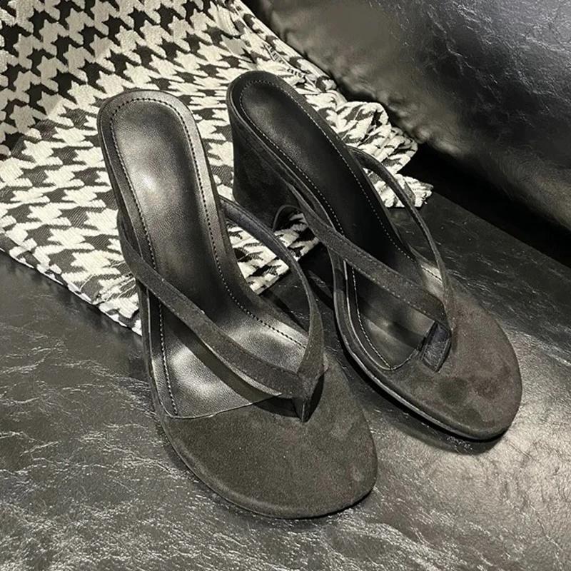 Módní dámské pantofle Boty na vysokém podpatku Klip na prsty Módní dámské sandály Letní lodičky 2025 Plážové žabky Elegantní Sandalias De Mujer