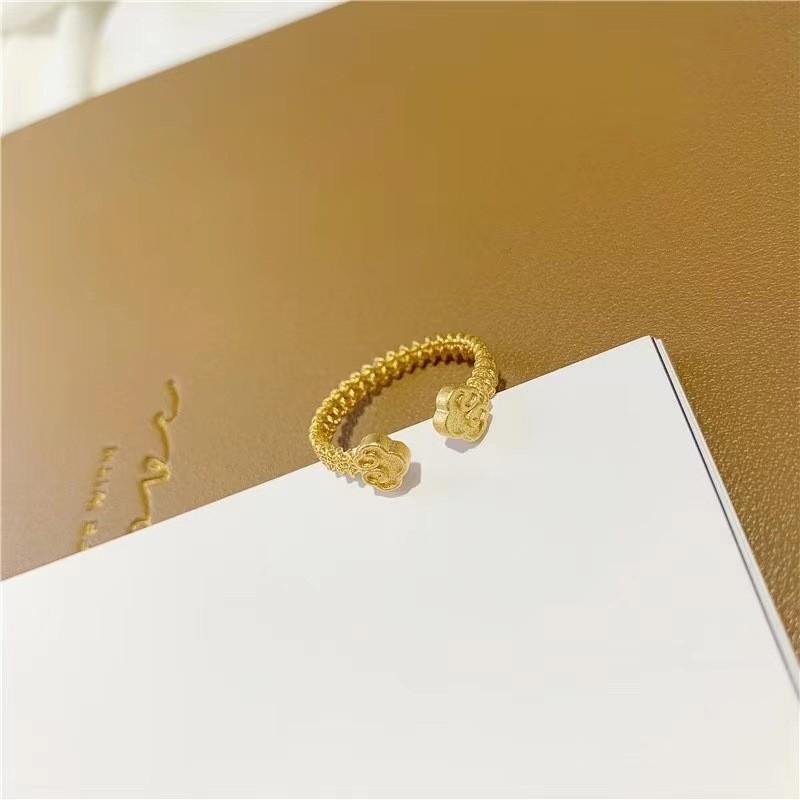 Unique Floral Design Adjustable Ring Brass Gold Plated Perfect For Wedding Gifts