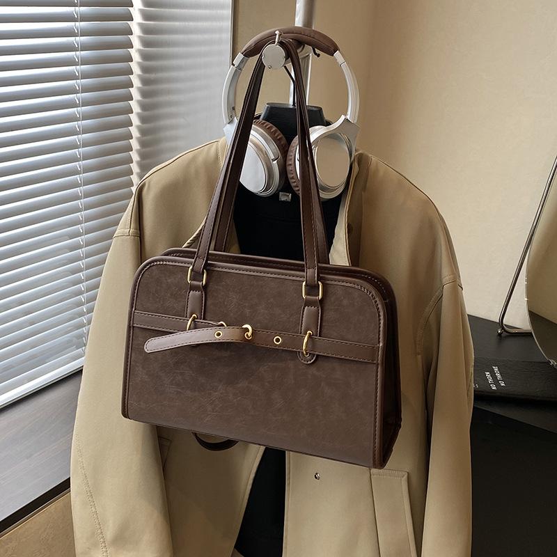 

Retro commuter tote bag women s large capacity 2025 new autumn and winter versatile shoulder underarm bag multi-functional backpack темно-коричневого