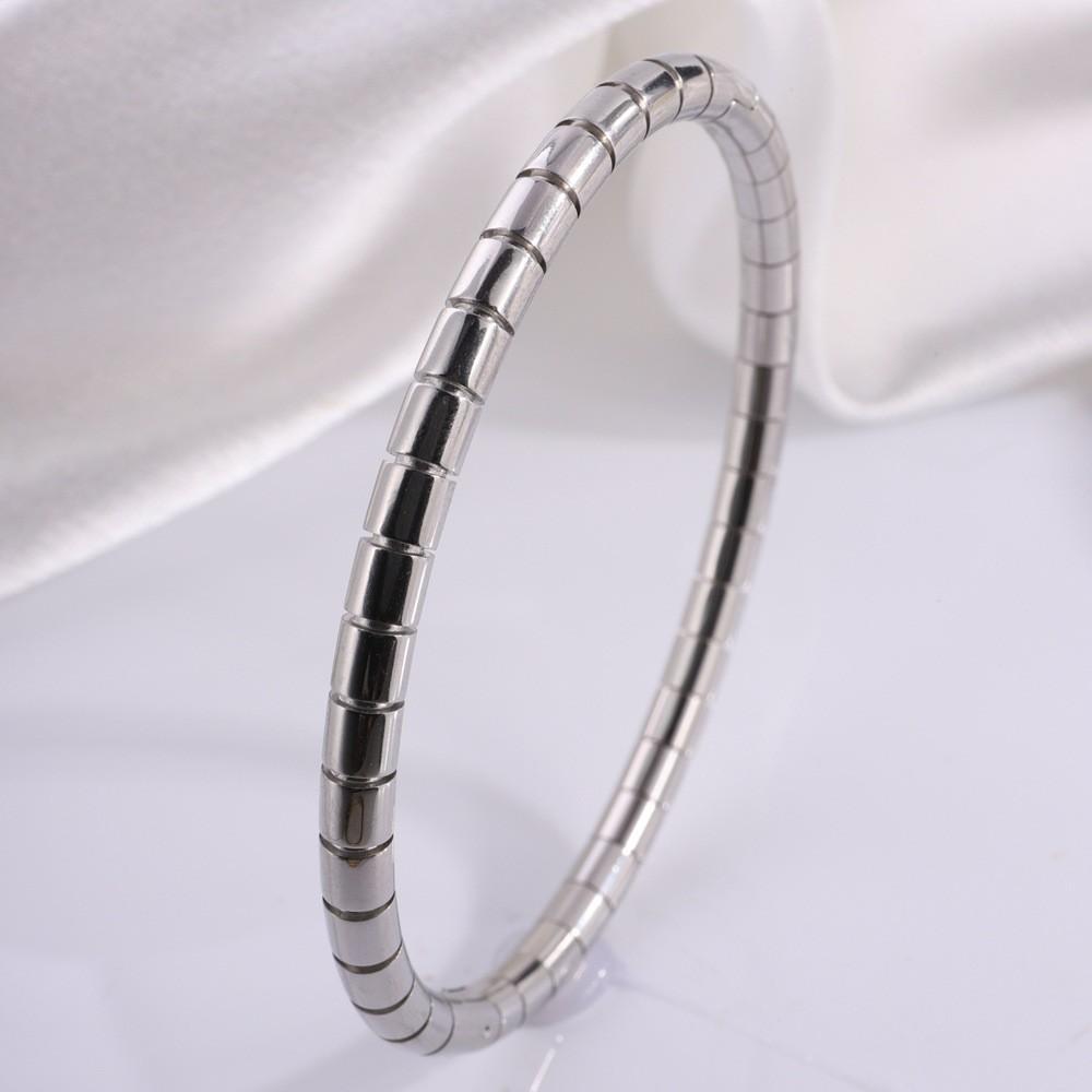Titanium steel bracelet gold high version temperament zircon bracelet women's light luxury fashion elegance does not fade simple bracelet