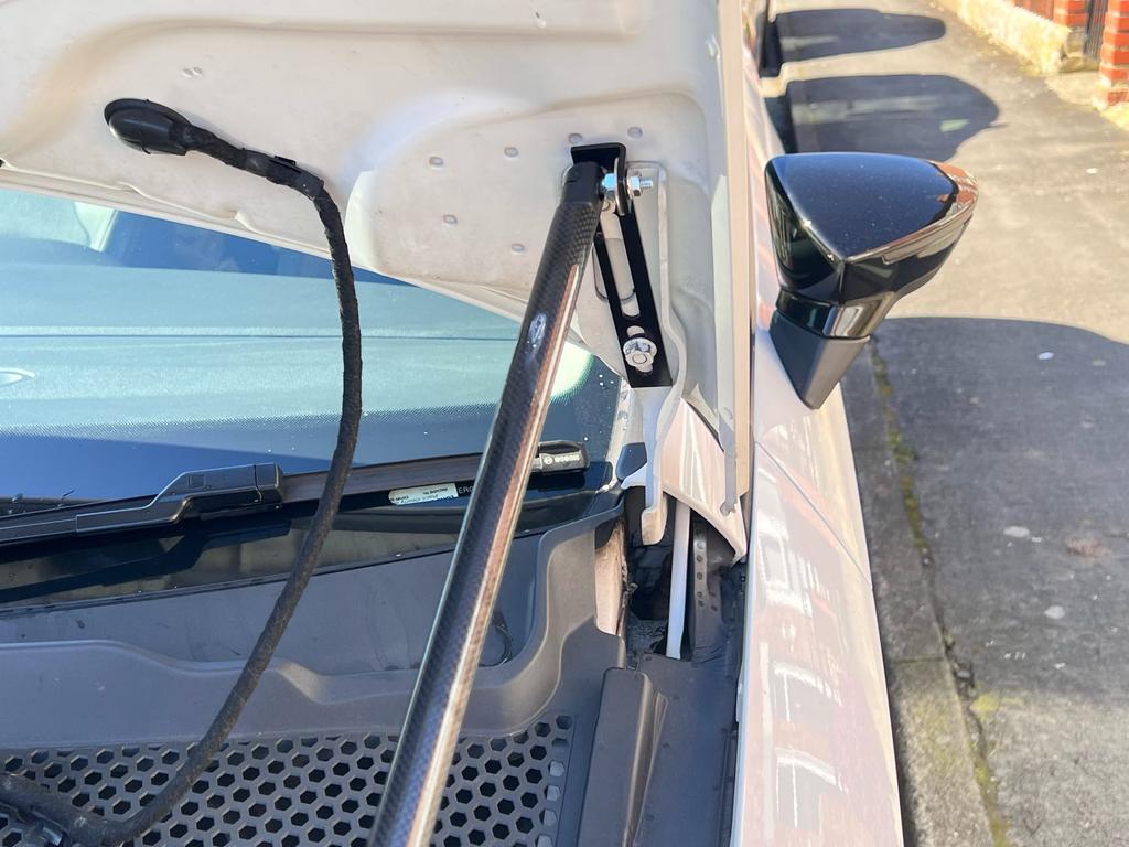 Hood Struts for 2012-2020 SEAT Leon Mk3 5F Shock Dampers Front Bonnet Modify Lift Supports Gas Springs Absorber Accessories Prop