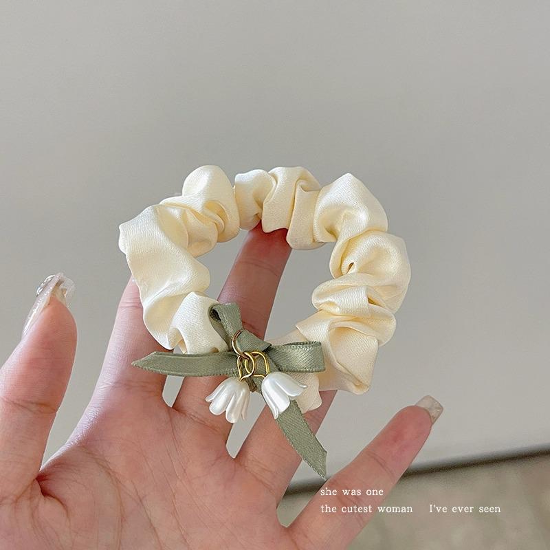 Korean Style Spring/Summer Floral Intestine Hair Scrunchie for Women – Elegant Ponytail Tie and Mori Girl Accessory.