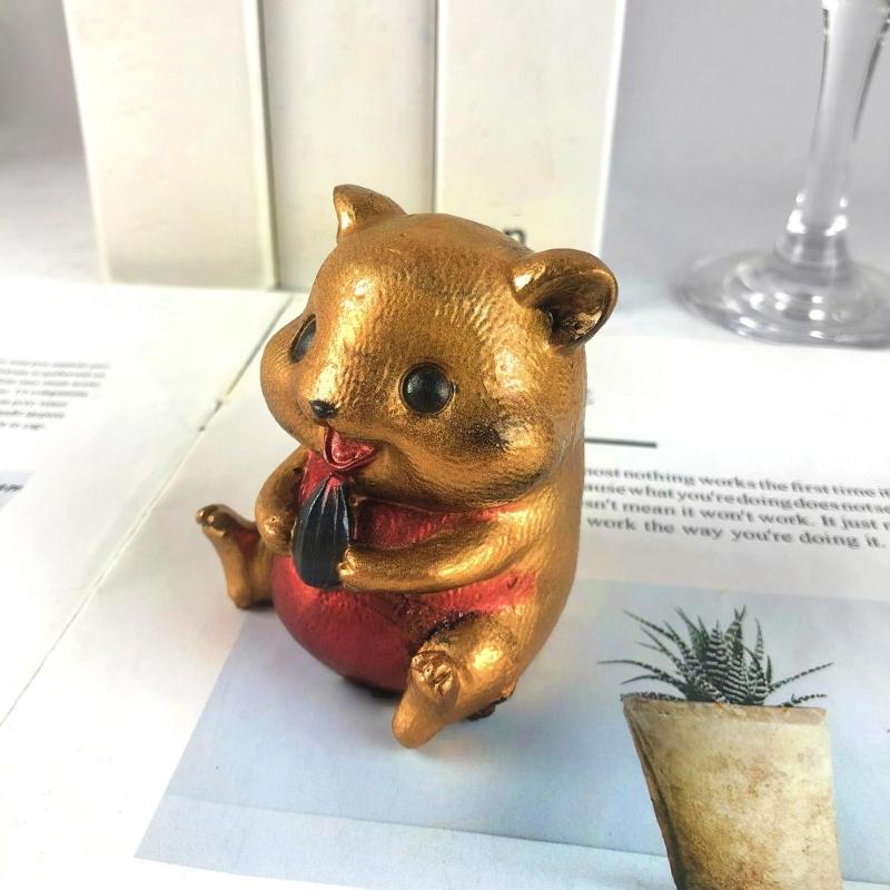 Silicone Scented Candle Moulds Soap Molds Squirrel Shaped Silicone Clay Mould Hand-Making Accessories for Soap Candle