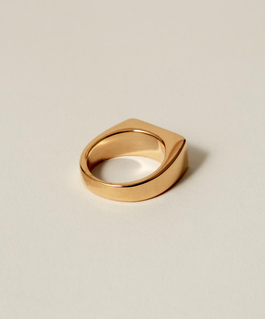 Novice Tokyo Rectangle Signet Ring [Stainless] / Gold