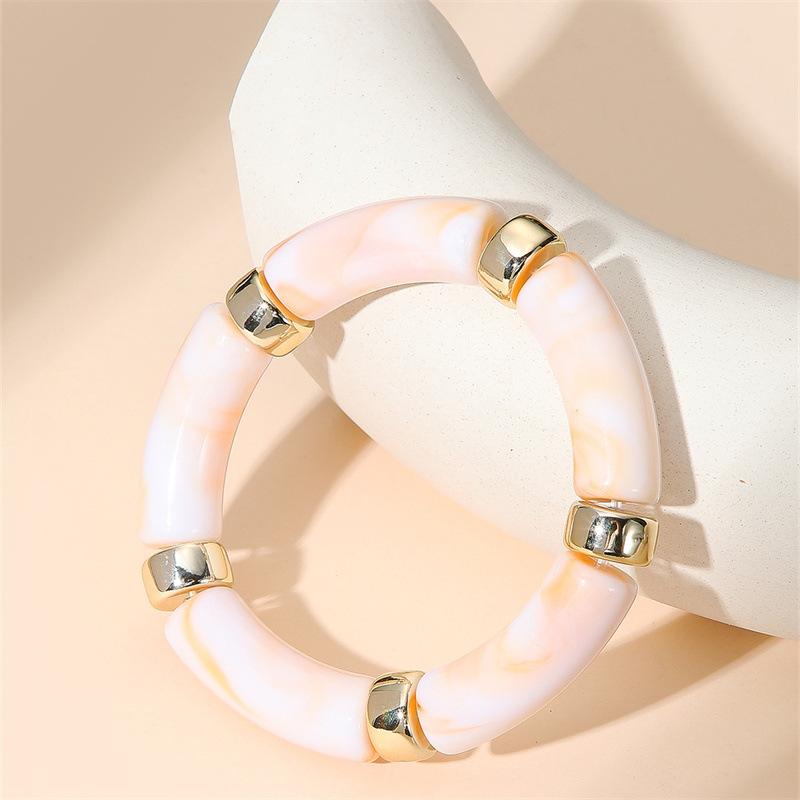 Modisches und einzigartiges gebogenes Acrylarmband - Luxuriöser und elastischer Handring im antiken Stil mit hochwertiger Ausstrahlung