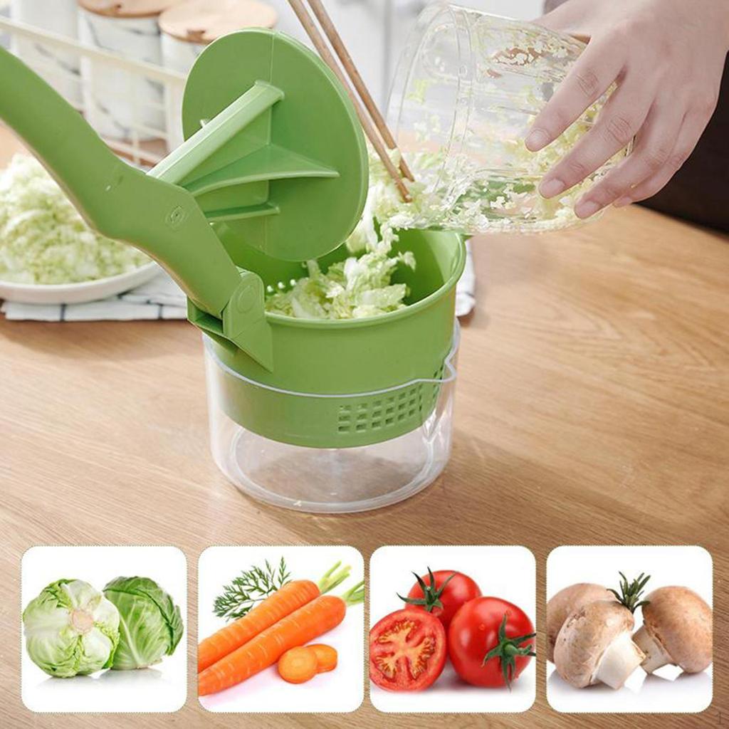 Ergonomic Vegetable Dryer for Manual Use with Portable Handle