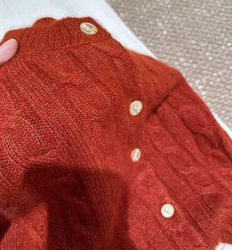 Women's Cashmere Round Neck Cardigan - Year of the Rooster Red, Thick & Fashionable Bright Silk Cable Knit Sweater for Autumn/Winter.