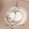 Shining and Unique Creative Chain Interlocking Design, Exquisite and Elegant Micro-inlaid Synthetic Zircon Women's Ring Suitable for Weddings and