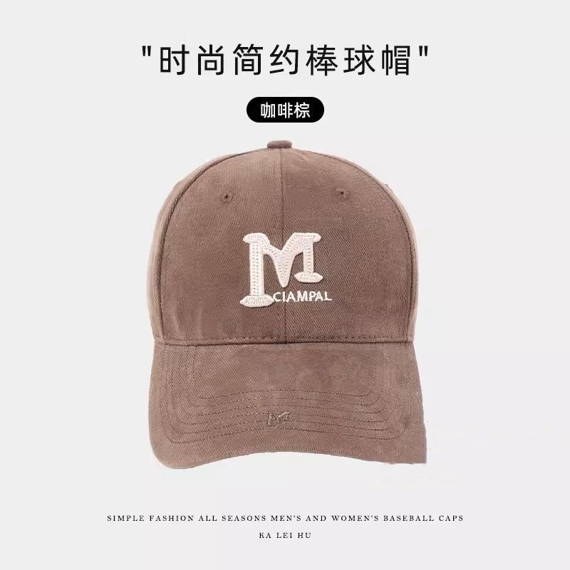 

Big head circumference stick High quality polished American baseball cap Deep top cap Wide brim Versatile big head circumference display Adjustable