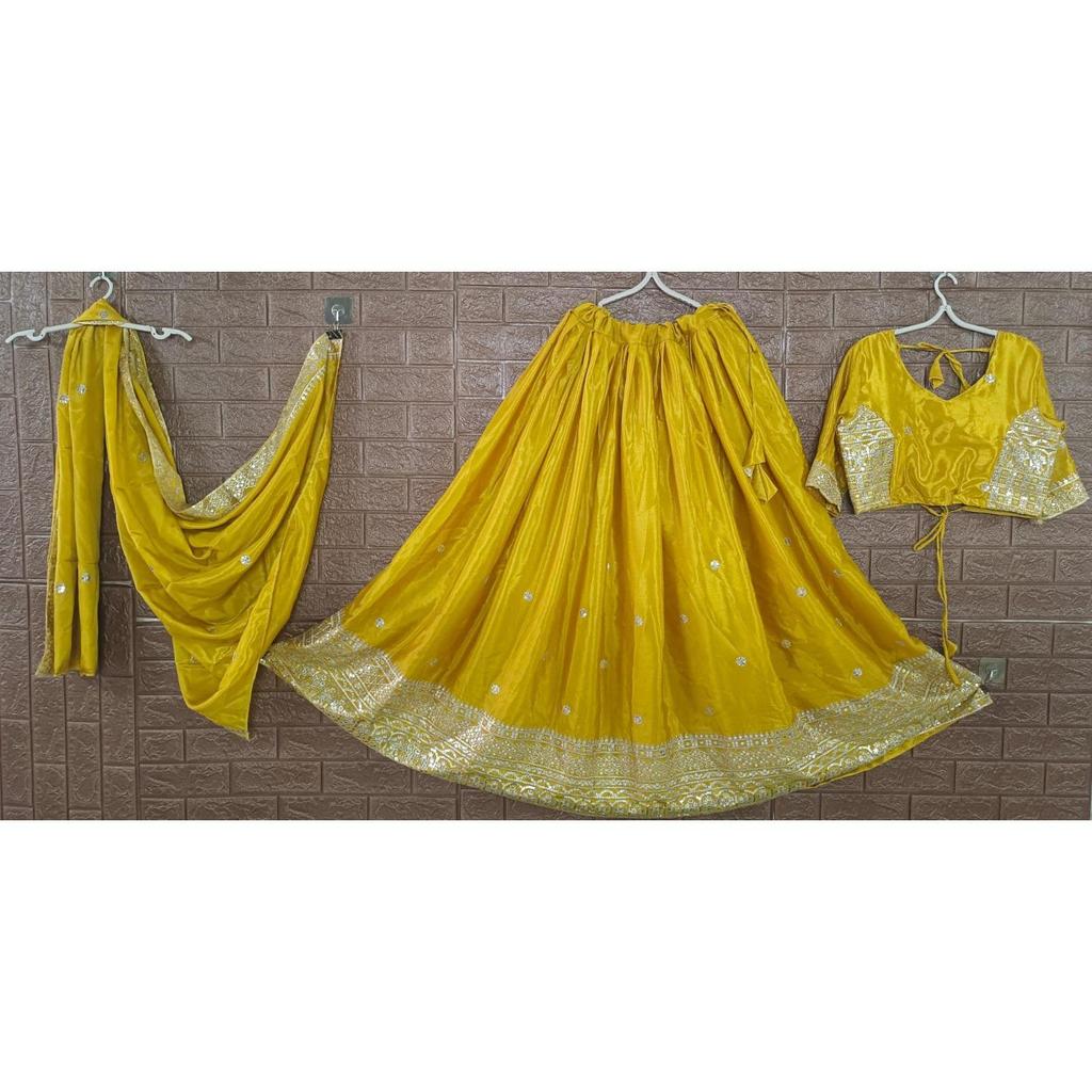 Lehenga Choli Prezentând un lehenga din șifon perfect amestecat pentru sezonul festiv pentru a fermeca aspectul dumneavoastră colecția 2026