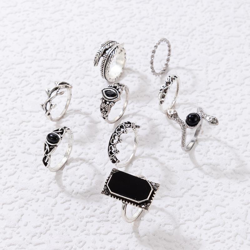 New European and American vintage black gemstone set nine-piece ring set Geometric snake-shaped crown leaf ring set