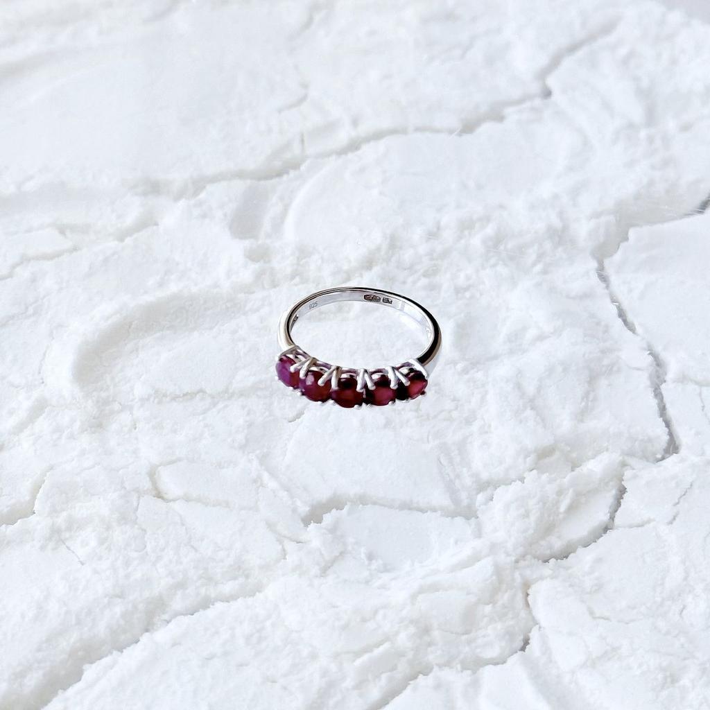 Silver Ring with Natural Ruby 2.1ct, Product Weight 2.48 G (2165460)