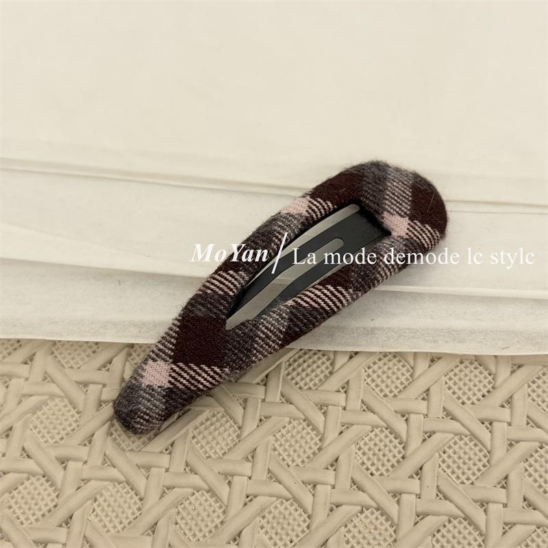 Retro and Simple Fabric Hair Clips for Elegant Side-parted Hair, Side-byside Hair Clips, Versatile Hair Accessories