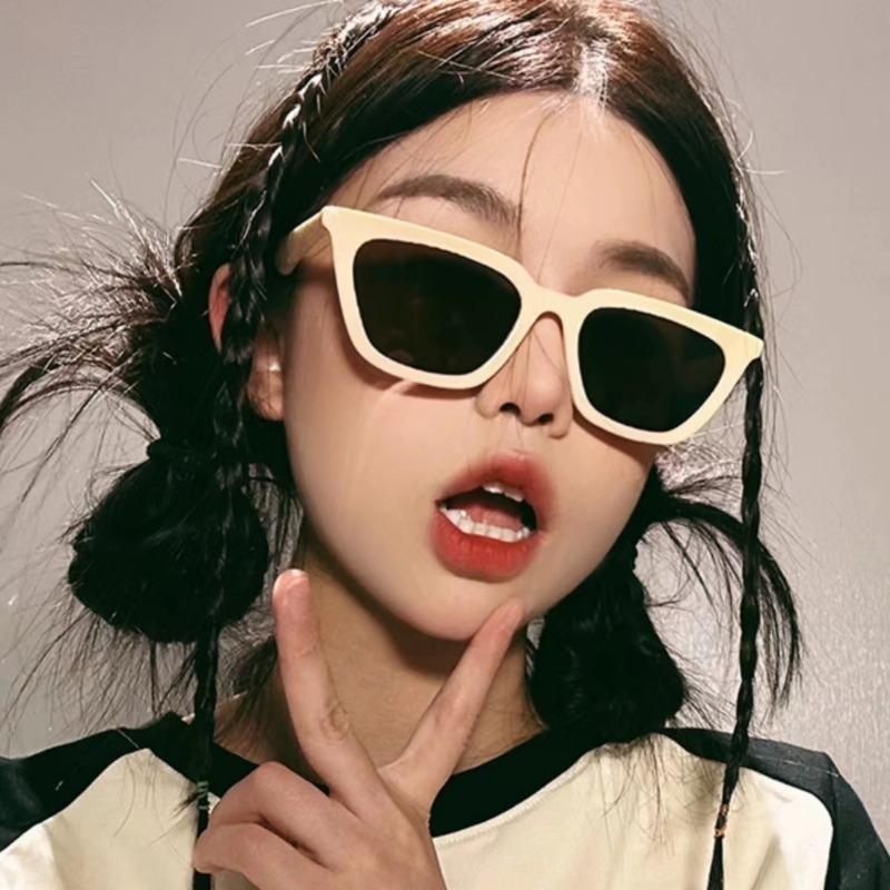 New Fashion Square Sunglasses Women Designer Luxury Man/Women Cat Eye Sun Glasses Classic Vintage Glasses Uv400