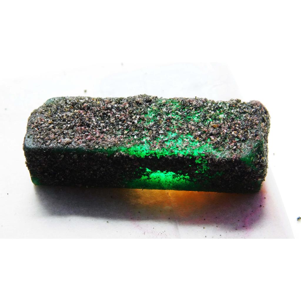 Natural Green Emerald Loose Gemstone 174 ct Uncut Rough for Lapidary and Gem Collections