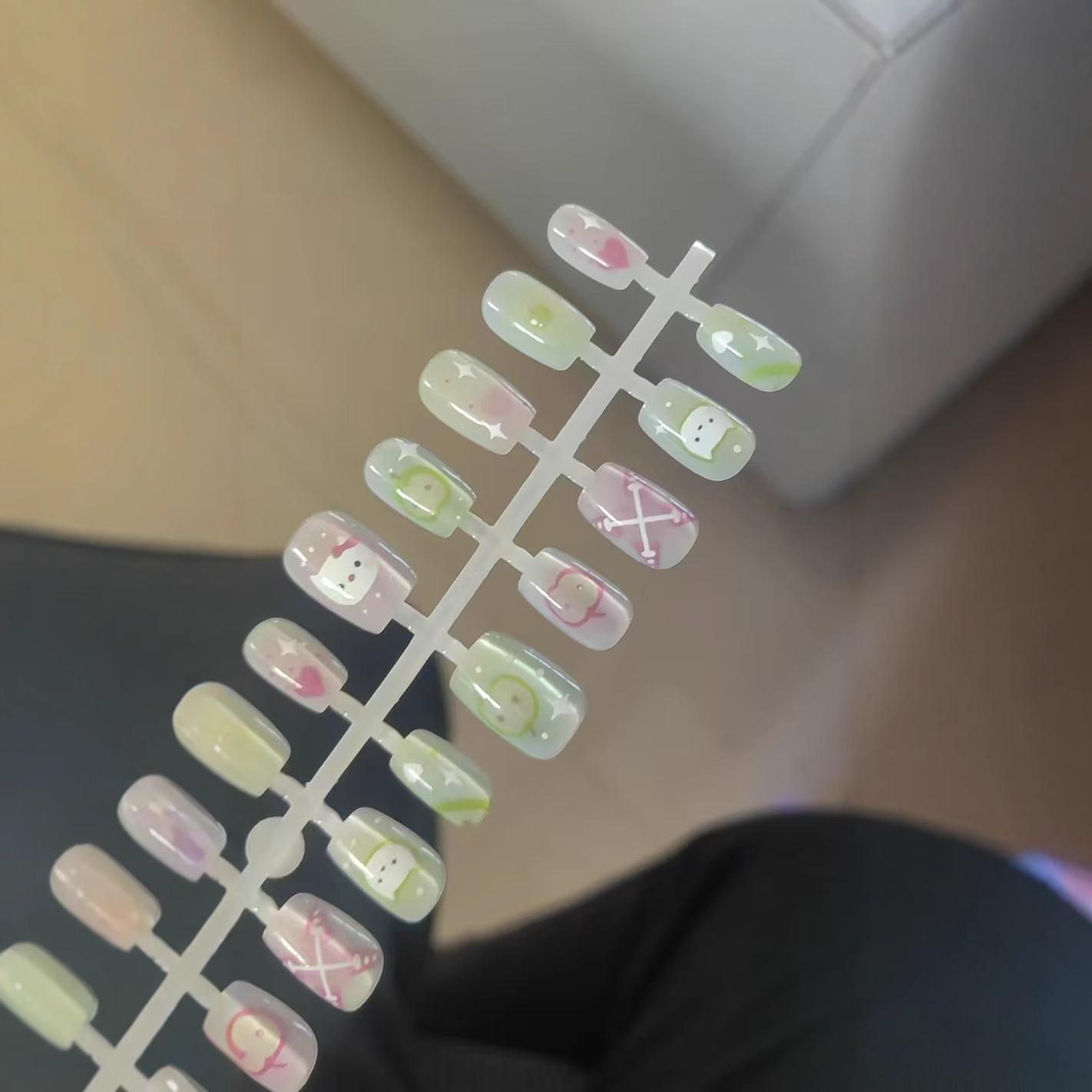 

Sweet Apple Kitten Wearable Cute Cartoon Fake Nails - 30 Pre-made Pieces