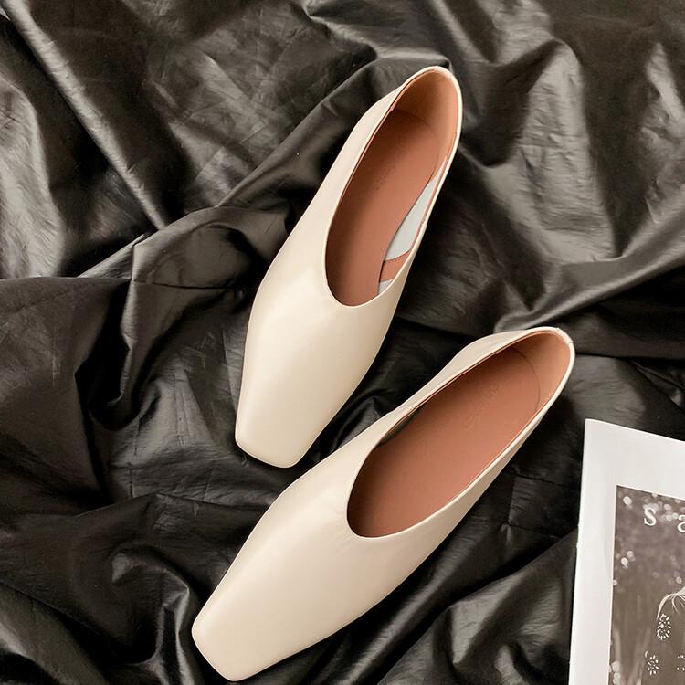 2025 spring and autumn new classic square head soft leather shallow mouth flat sole shoes casual and comfortable witch shoes
