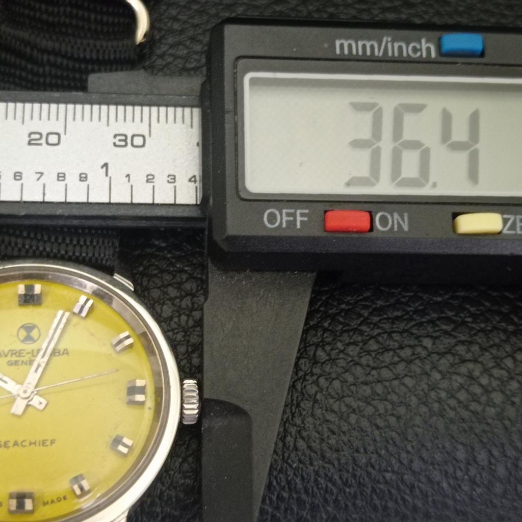 SWISS VINTAGE FAVRE LEUBA SEA CHIEF 253 HAND-WINDING MENS YELLOW WATCH a703760-1