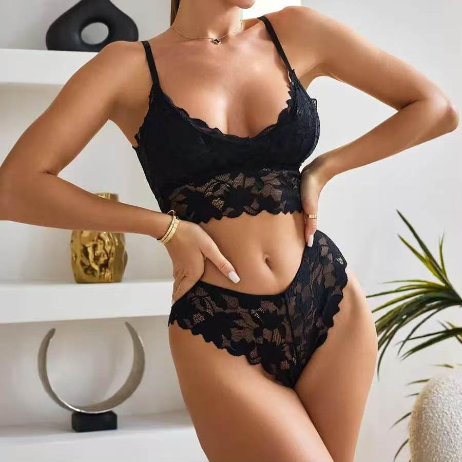 Women's Push-Up Lace Bra Set: Sexy Strappy Camisole with Wireless Design for Small Bust