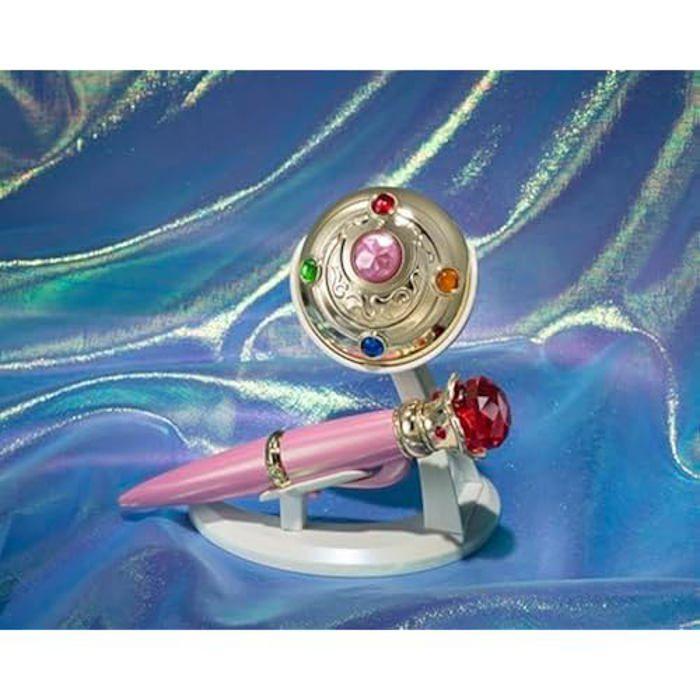 TAMASHII NATIONS - Sailor Moon – Costume Brooch and Pen Set – Shiny Color Edition, Bandai Spirits Proplica,