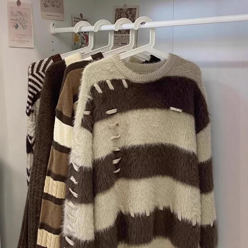 Winter Striped Crewneck Sweater Couple Knit Top Loose Fit Teen Casual Streetwear