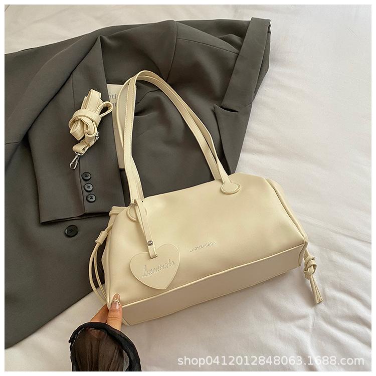 Fashion light luxury shoulder bag women's 2025 new high-end versatile underarm bag large-capacity commuter tote bag