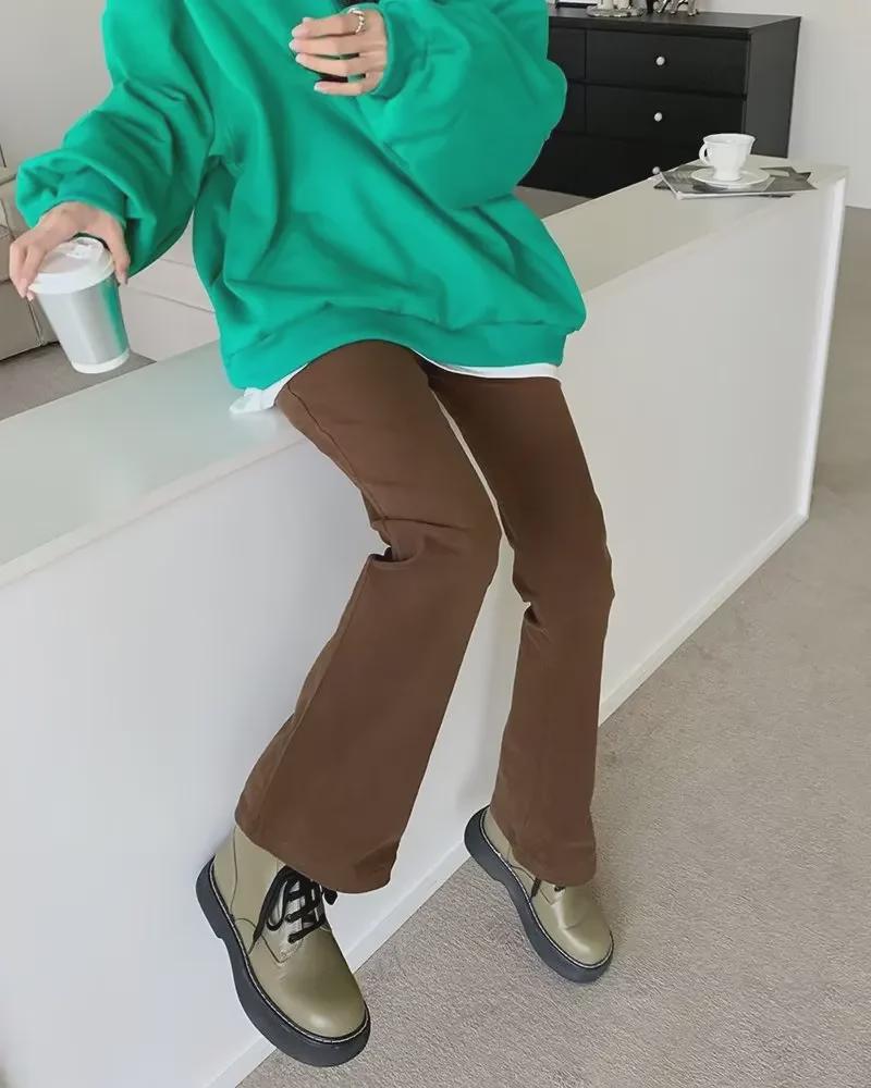 Dámské černé rozšířené džíny s vysokým pasem 2024: Jaro/Podzim Slim Fit