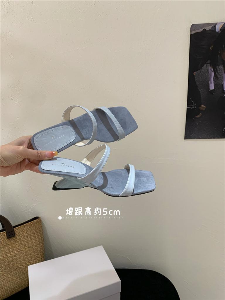 Wedge heel one-word slippers women's summer wear 2025 new beautiful high heels with skirt high-end silver cool slippers