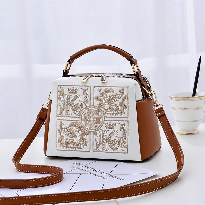 Handheld Small Bag Women's 2026 New Fashion Embroidered Middle-aged Women's Bag Western-style One-shoulder Cross-body KTY