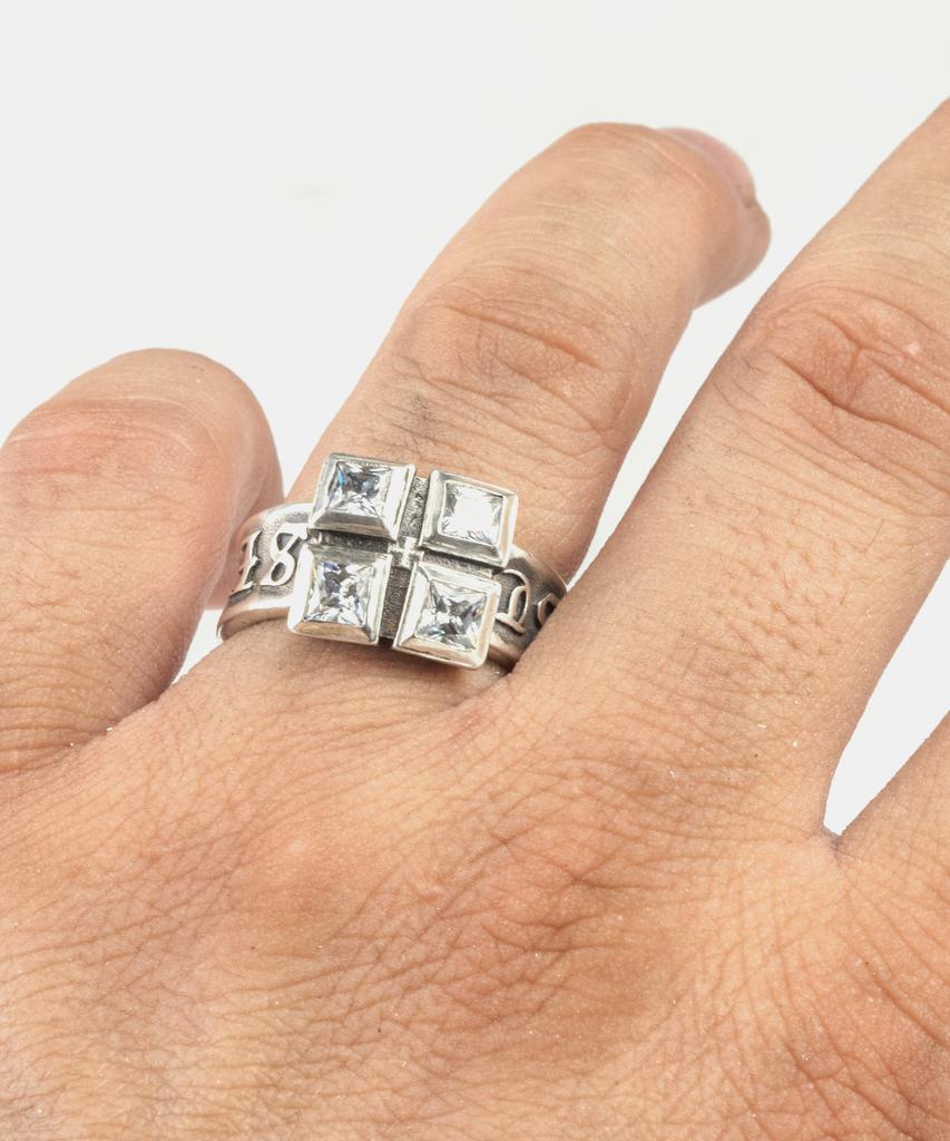 Sheen666 Dum Series Foursquare Ring White Cubic (B Type)