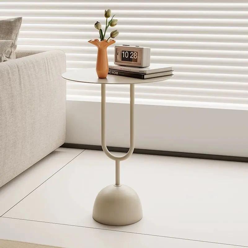 Metall Couchtisch Kleiner Beistelltisch Runder Beistelltisch Moderner Kaffee Getränke Cocktailtisch Akzent Sockeltische für Wohnzimmer