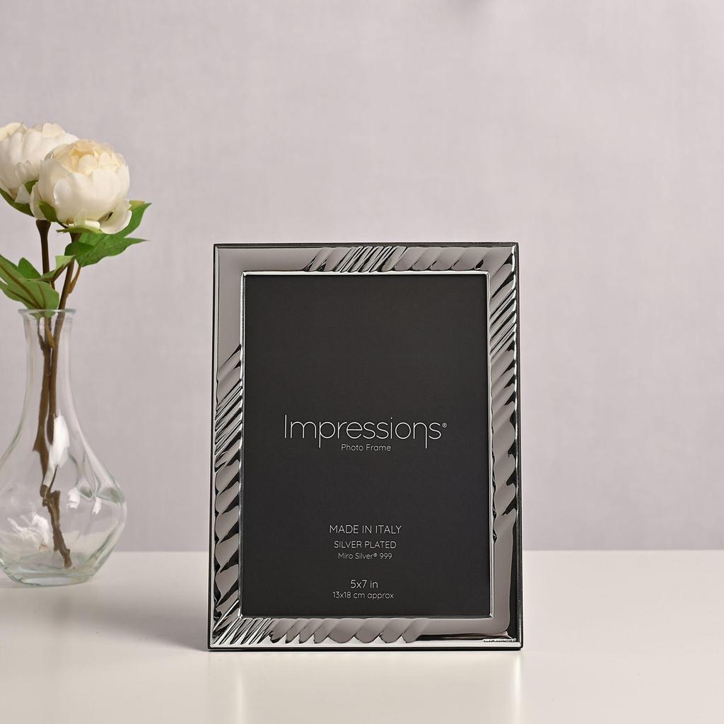 Impressions 999 Silver Textured Wave Photo Frame 5 x 7 Wood Back Made In Italy