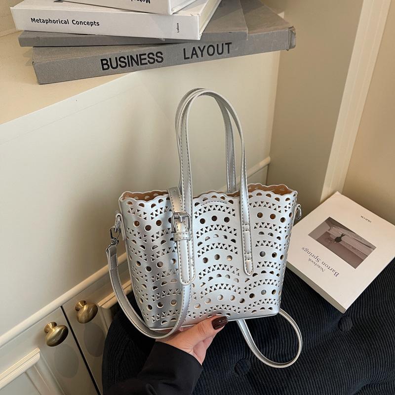 

Новая нишевая сумка-корзина для овощей с ажурной резьбой высокого класса, женская сумка, на плечо, кроссбоди, маленькая сумка, сумка-ведро