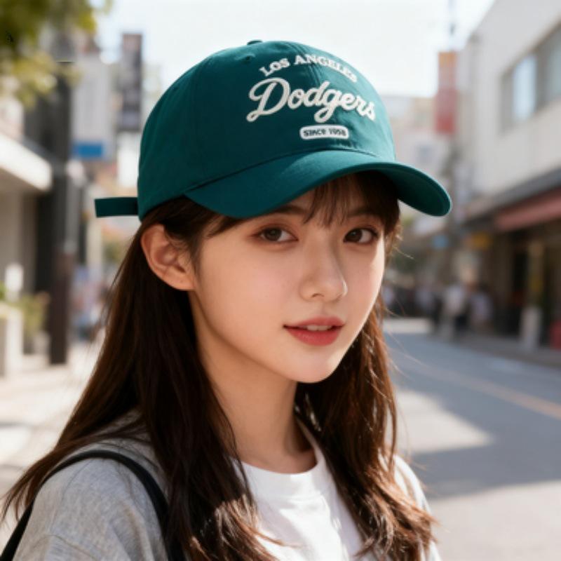 Adjustable NY College Style Baseball Cap for Adults - Unisex, Simple, Versatile Duckbill Design