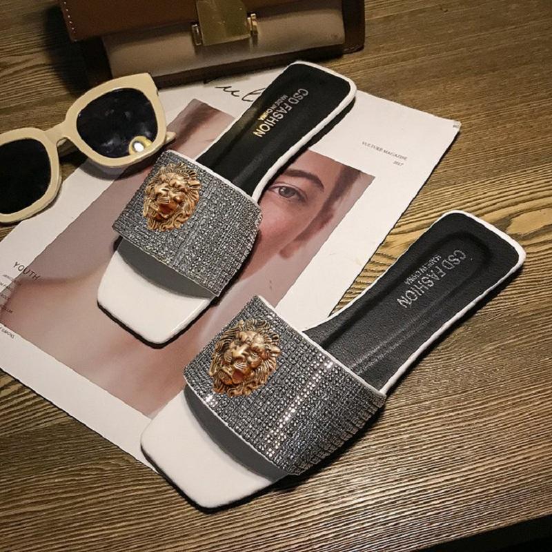 Fashion Sandalias de mujer Summer Couple slippers  Designer Casual beach sandals Rhinestone Luxury slippers T3