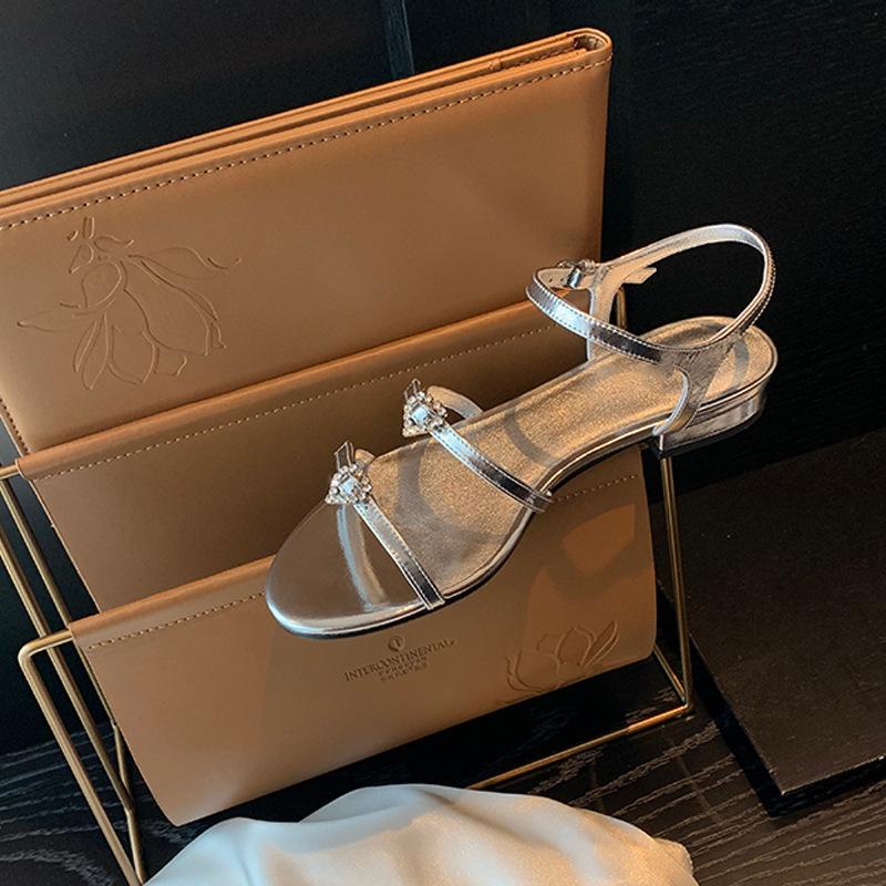 Fashion Sandals for Women Summer Round Headed Double with Heart-shaped Diamond Buckle Adjustable Sandal Slippers 2025 New Flat Sandals