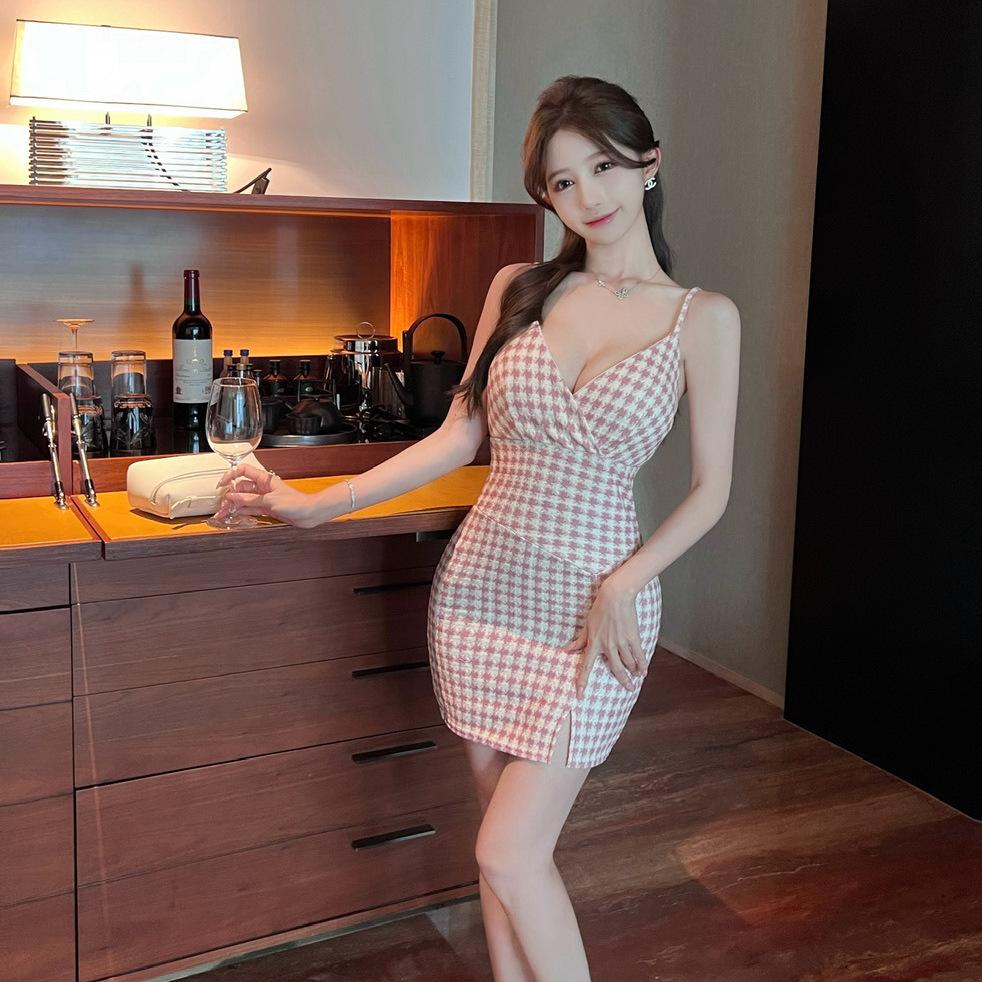 Summer new chain suspender dress women's sexy plaid short skirt slim and thin small hip skirt