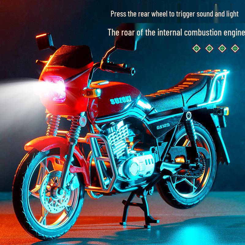 Retro 1:10 Suzuki King Motorcycle Model with Sound & Light - Alloy Ornament Gift for Boys