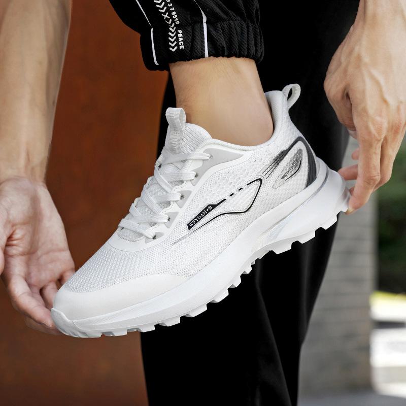 Foreign trade large size men's shoes new fly-woven mesh breathable soft sole lightweight shock-absorbing running shoes men's sports shoes